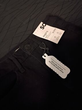 SO Jegging in Black